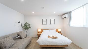 3 bedrooms, desk, free WiFi, bed sheets