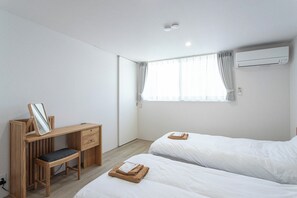 3 bedrooms, desk, free WiFi, bed sheets