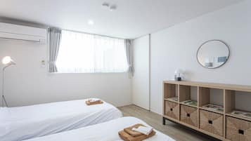 3 bedrooms, desk, free WiFi, bed sheets