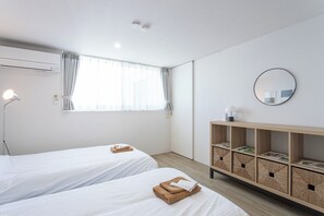 3 bedrooms, desk, free WiFi, bed sheets