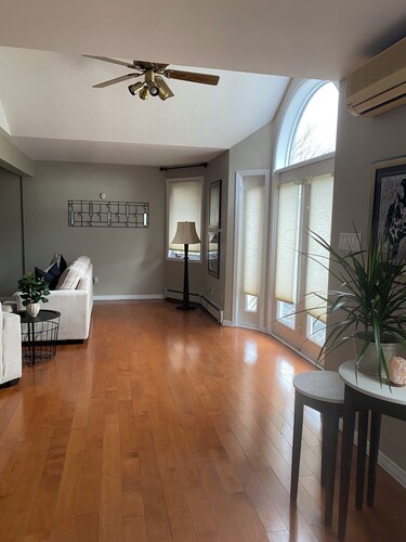 Executive Detached Home 