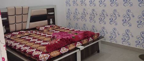 Deluxe Room | Free WiFi