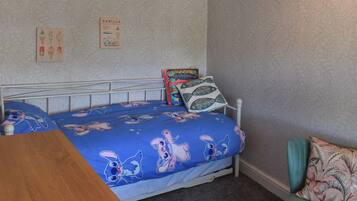 2 bedrooms, free WiFi, bed sheets