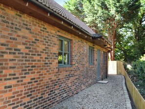 Exterior - 1 bedroom accommodation in Ruswarp, near Whitby (Ruswarp, near Whitby)