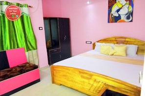 Hypo-allergenic bedding, in-room safe, desk, soundproofing - HOTEL S-DEEP RESIDENCY DIGHA (Digha)