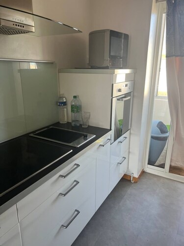 Spacious Flat Near Beach