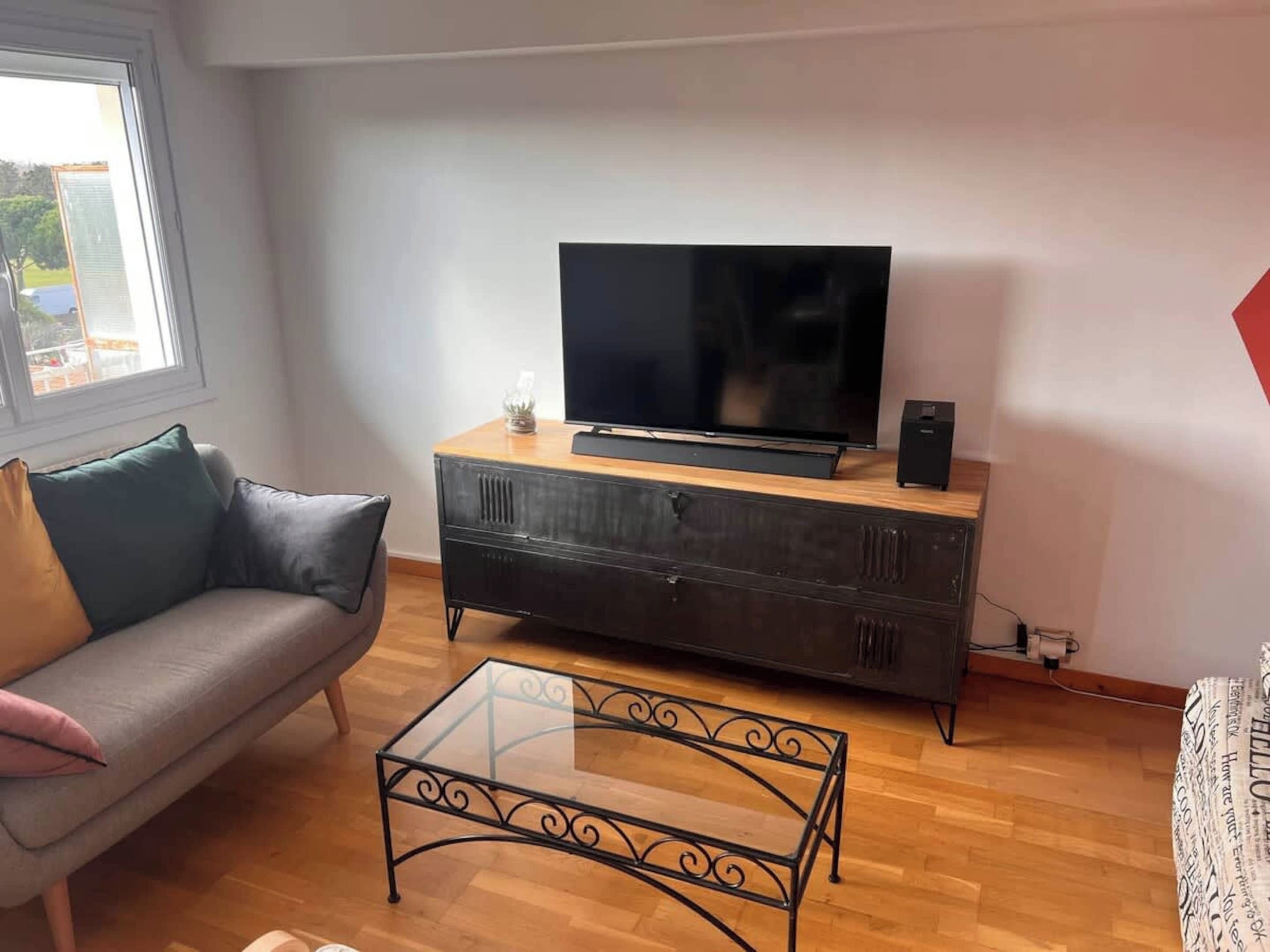 Apartment | Living area