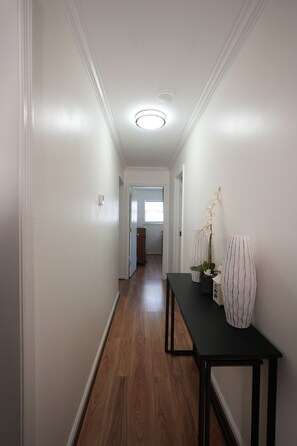 Interior - Lowcountry Orchard Getaway: 4-bedroom house in lovely Yemassee, SC Sleeps 12 (Yemassee)