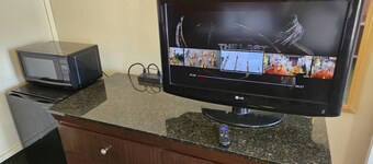 330 per week Room with fridge and microwave restaurant grocery shop bar Near by