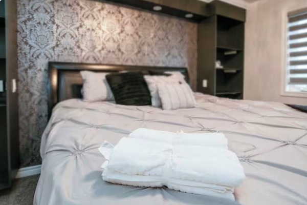 KING SUITE with ensuite bath and walk in closet