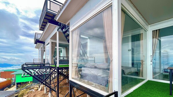 Mirror House