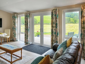Living area | Alderneuk Lodge - Alderneuk Lodges, Dumfries - Alderneuk Lodge - UK49923 (Dumfries)