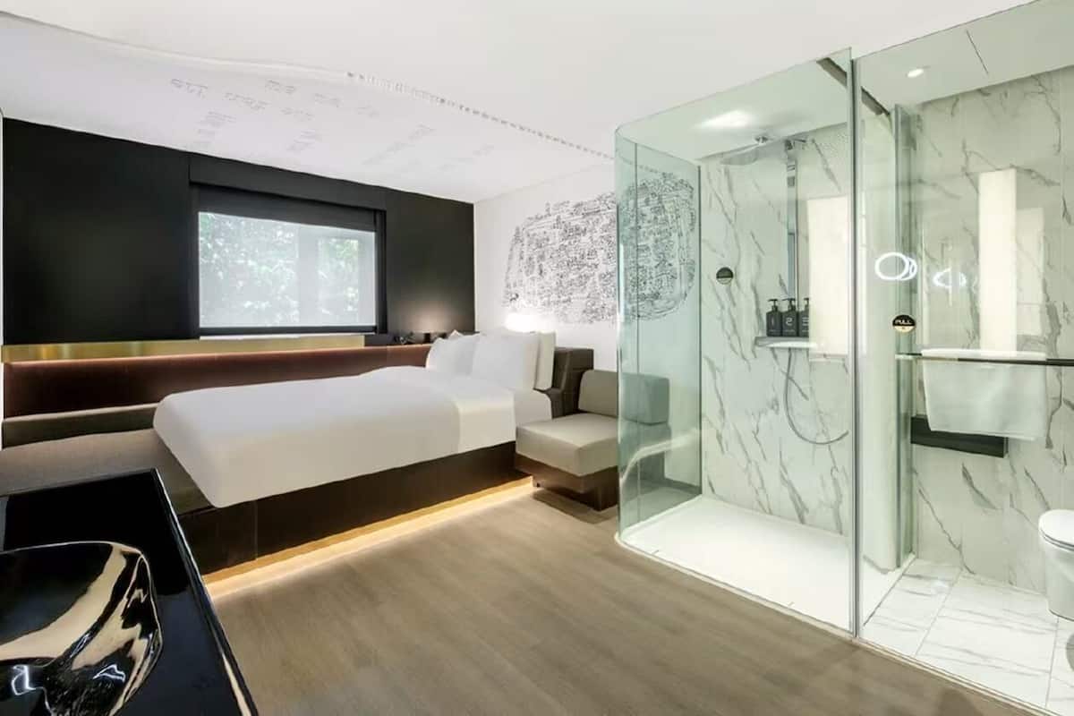 Quarto casal | Edredons de pluma, cortinas blackout, quartos à prova de som