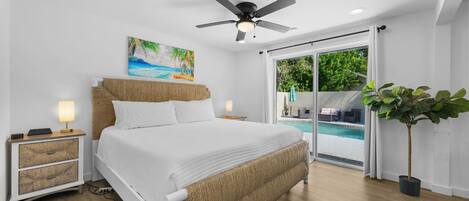 3 Schlafzimmer, Schreibtisch, Bügeleisen/Bügelbrett, Reisekinderbett