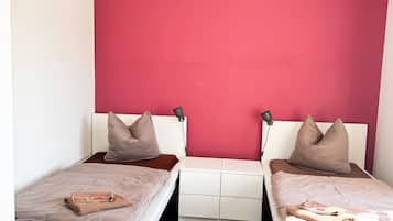 Zweibettzimmer, Stadtblick | Kostenloses WLAN, Rollstuhlgeeignet