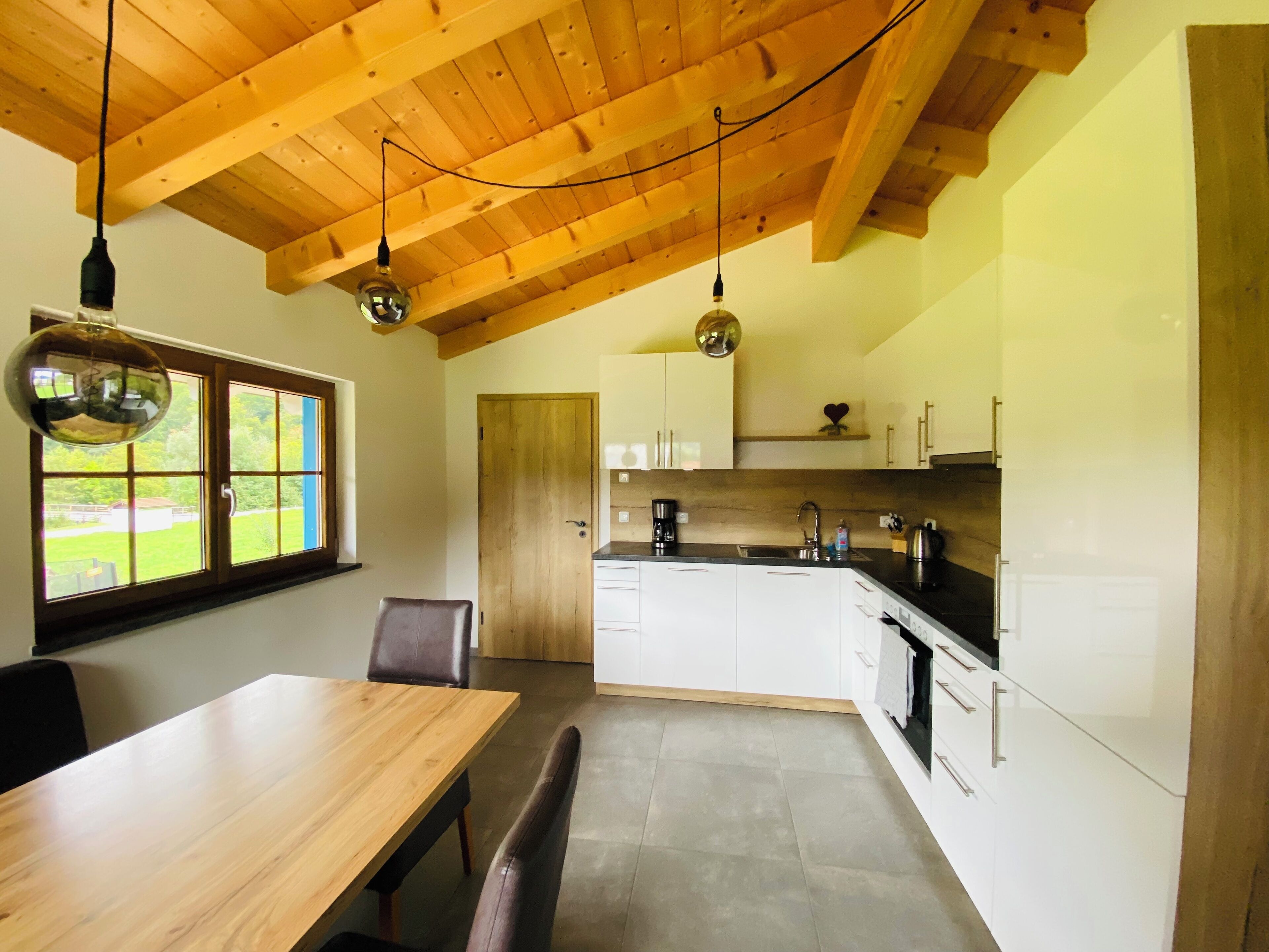 Kühlschrank, Ofen, Herdplatte, Geschirrspüler