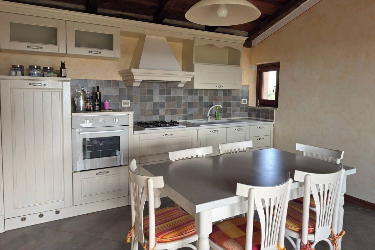Classic-Apartment, Meerblick | Eigene Küche | Kühlschrank, Mikrowelle, Ofen, Hochstuhl