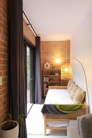 3 bedrooms, Internet