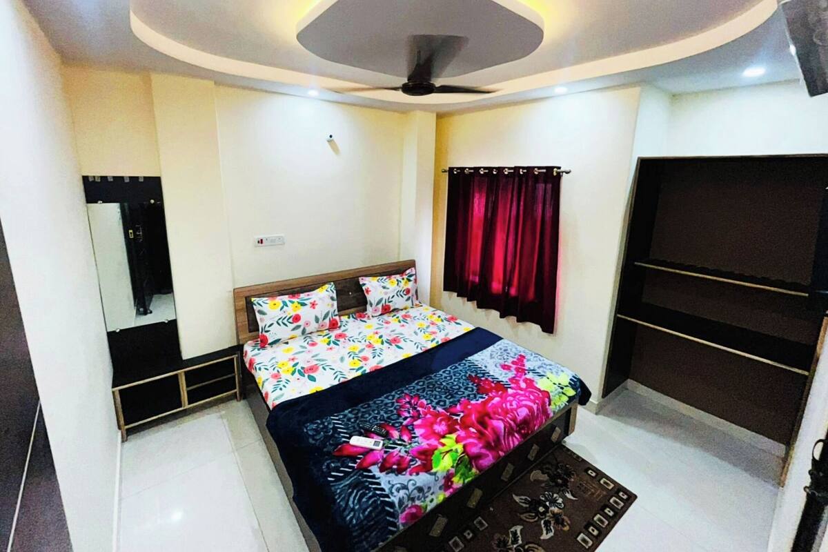 Double Room | Desk, free WiFi