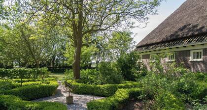 Apartment with view of North Holland landscape