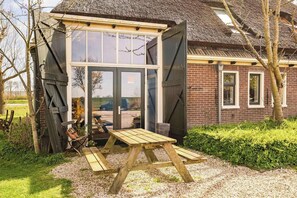 Outdoor dining - Appartement Dijkzicht near Schagen (Schagen)