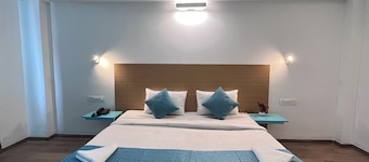 classy stay hotel sagar inn