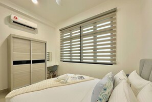 Fer et planche à repasser, accès au Wi-Fi (inclus)