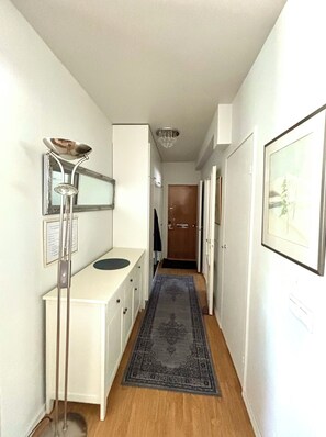 Apartment, 1 Bedroom, Accessible, Balcony | Interior