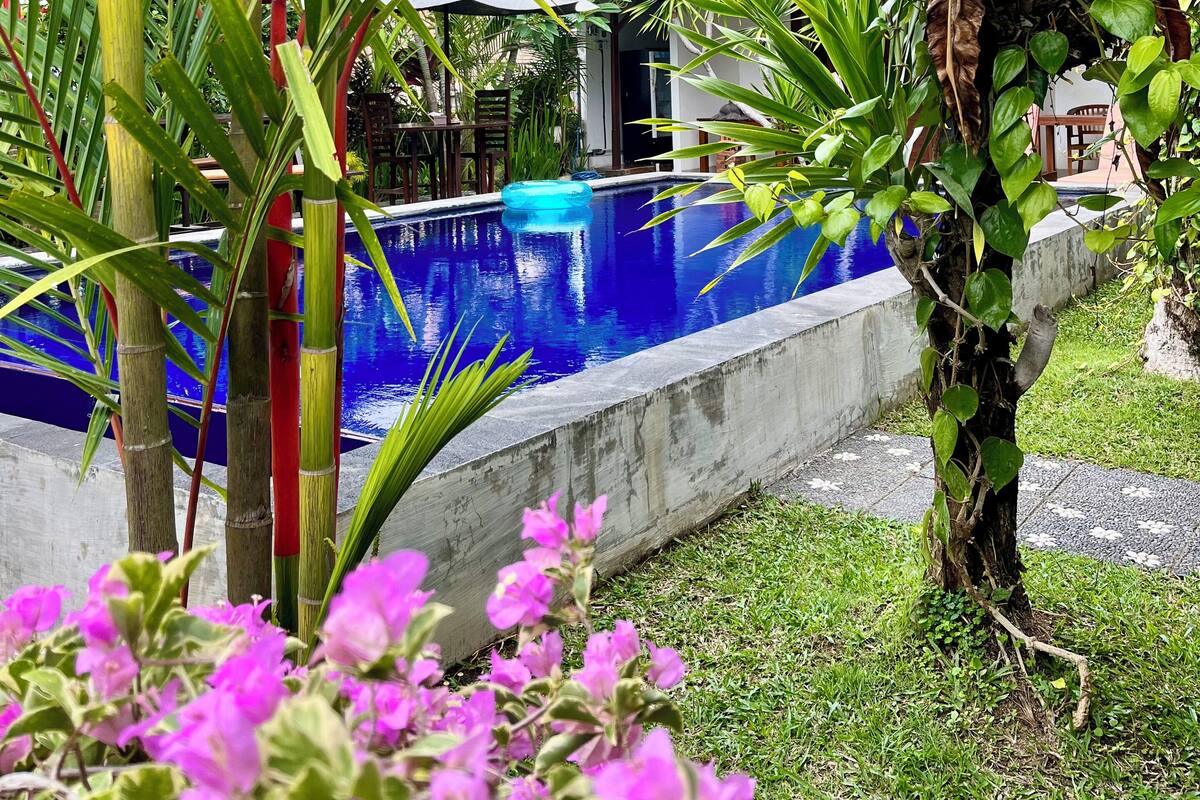 Deluxe Room, Balcony, Garden View | Garden view