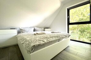 2 bedrooms, bed sheets - Holiday home in Zingst with swimming pool (Zingst)