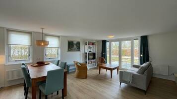 House | Tempat makan