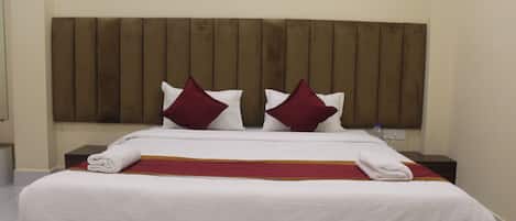 Family Double Room, Air conditioning | View from room