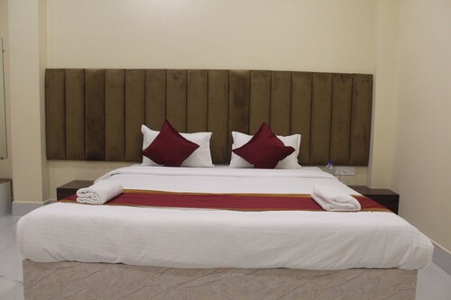 Puri Hotel Manjulata Residency