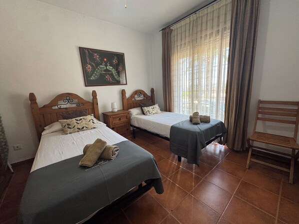 2 bedrooms, Internet, bed sheets