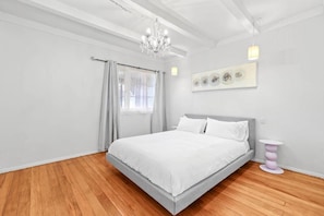 2 bedrooms, internet