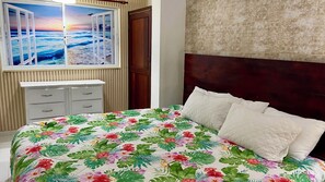 3 bedrooms, iron/ironing board, Internet, bed sheets