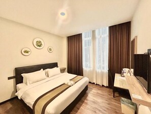 Deluxe Queen | Desk, free WiFi, bed sheets - Gill Garden Boutique Hotel (Malacca City)