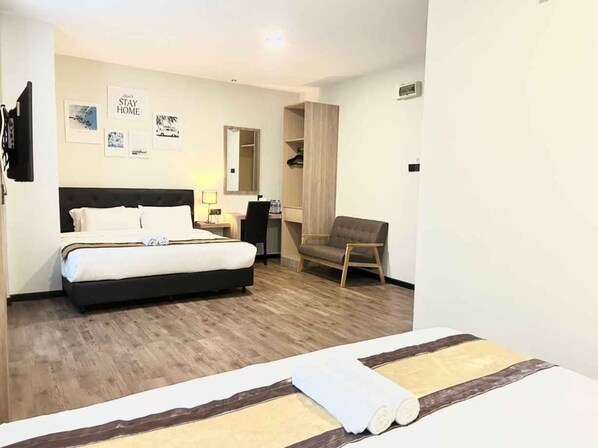 家庭套房 | 書桌、免費無線上網、床單