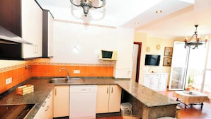 Unclassified image, 5 of 19, button - Cozy Holiday Apartment in Conil (Conil de la Frontera)