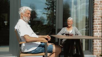 Buiten dineren