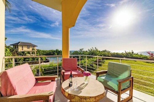 3-bedroom villa in brilliant Zanzibar with AC