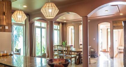 3-bedroom villa in brilliant Zanzibar with AC
