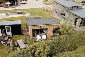 تناول الطعام بالخارج