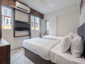 Exterior - HOTEL GOLDEN DAWN (Navi Mumbai)