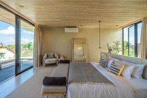 Luxury Villa, Pool View