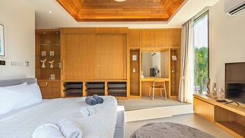 Villa, Patio | Free WiFi