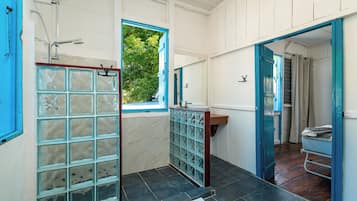 Villa | Bathroom | Bathrobes, slippers