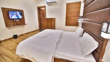 Deluxe Room | Free WiFi