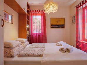 2 bedrooms, Internet