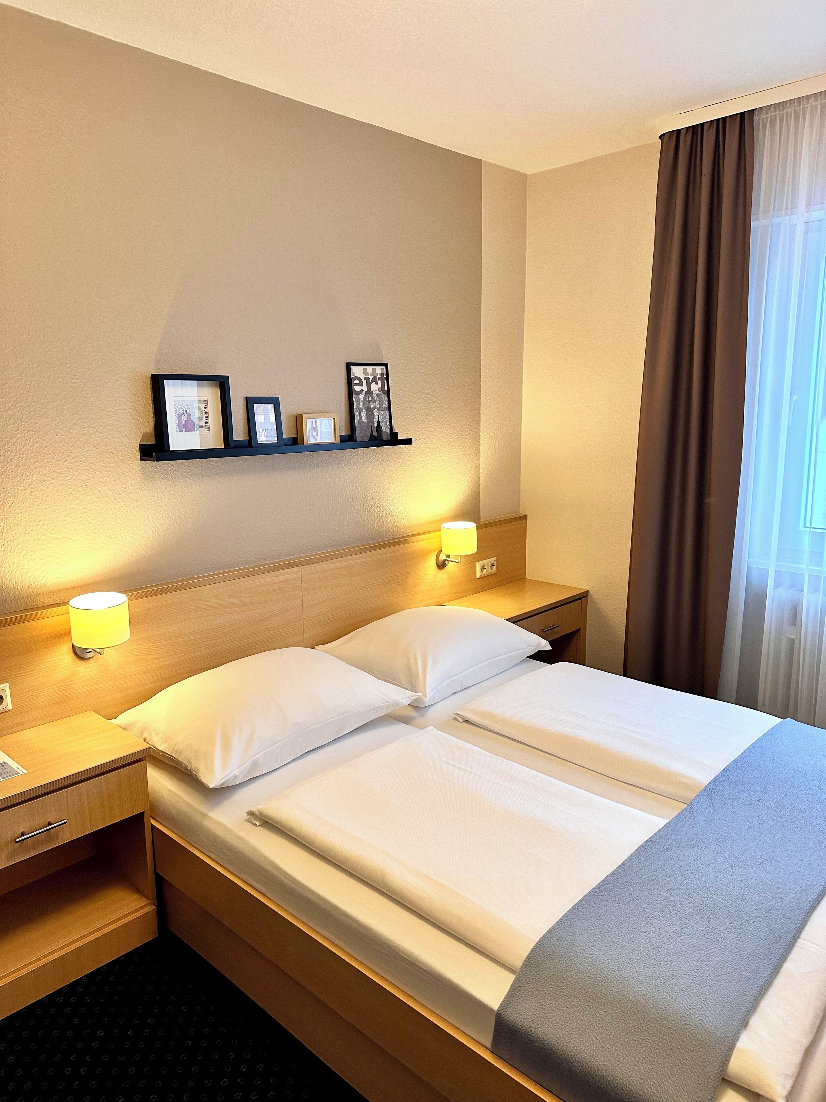 ダブルルーム | デスク、ノートパソコン用作業スペース、WiFi (無料)